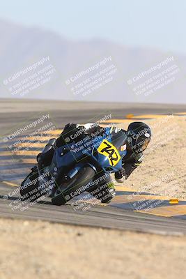 media/Jan-09-2025-Racers Edge (Thu) [[9e316ffd38]]/3-B Group/Session 4 (Turn 12 The Slide)/